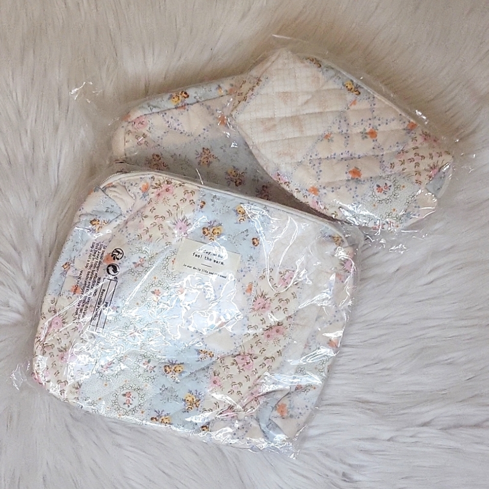 Floral Quilted Three Piece Make-Up Case Set